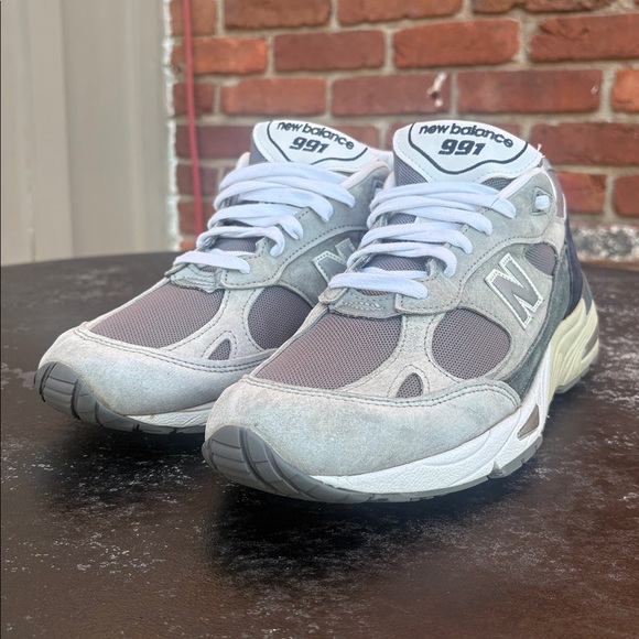 New Balance 991 Men’s White and Gray Sneakers size 11 made in England - Picture 2 of 10